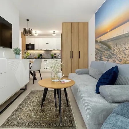 De-lux M - Easy - Rent *