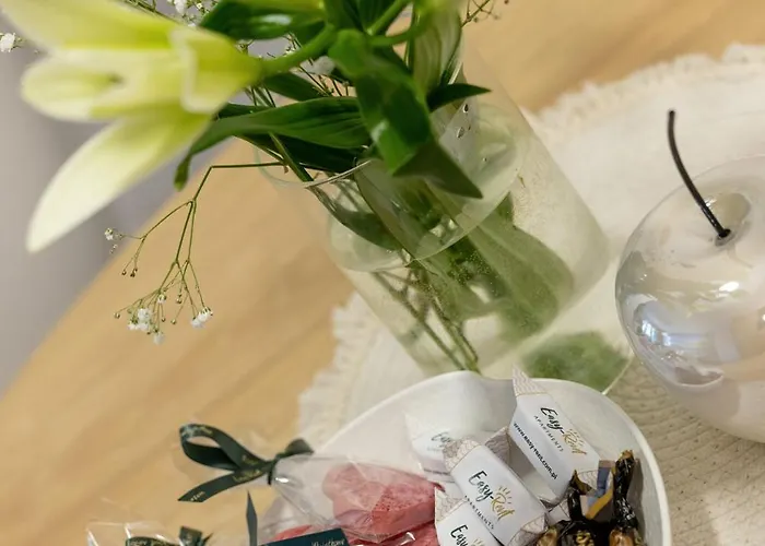 Апартаменты De-lux M - Easy - Rent Нехоже